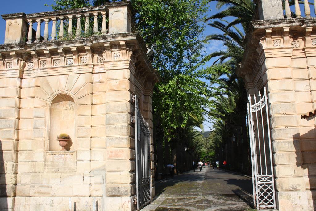 La Chiave Di Volta Bed and Breakfast Ragusa Exteriör bild
